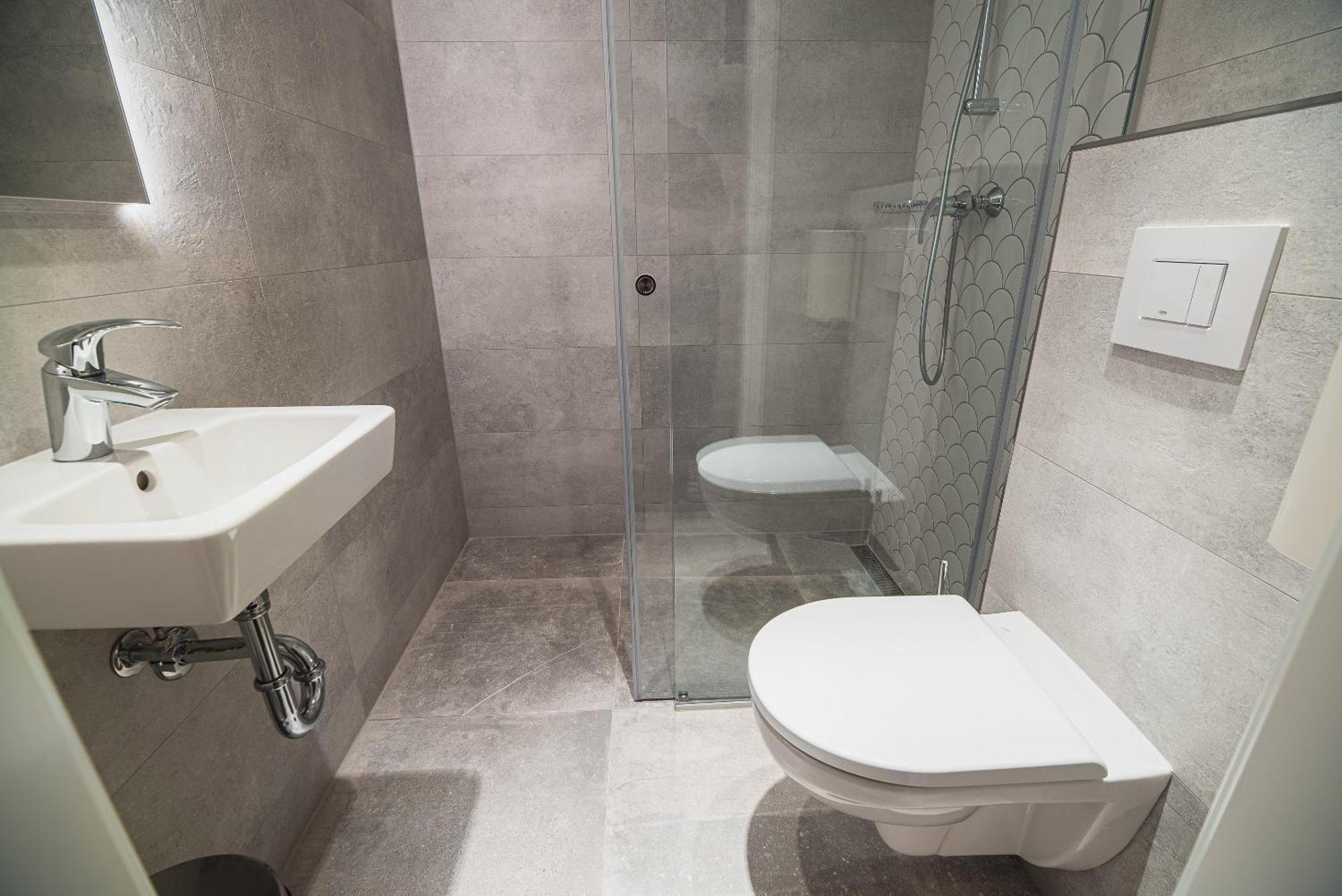 Deluxe Double Room Bath